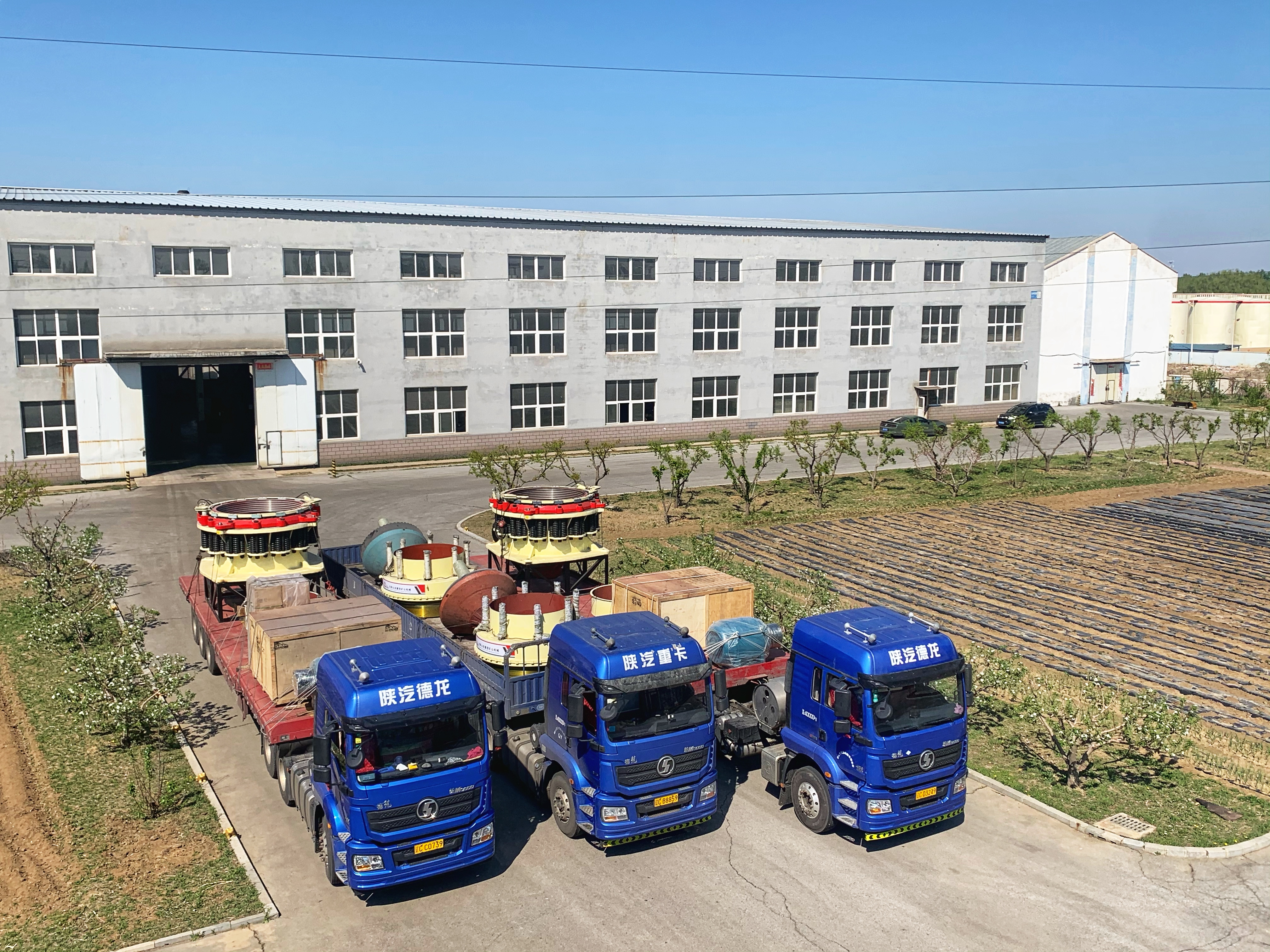 Explicação detalhada do princípio de funcionamento, características de desempenho e outros conteúdos do britador de cone