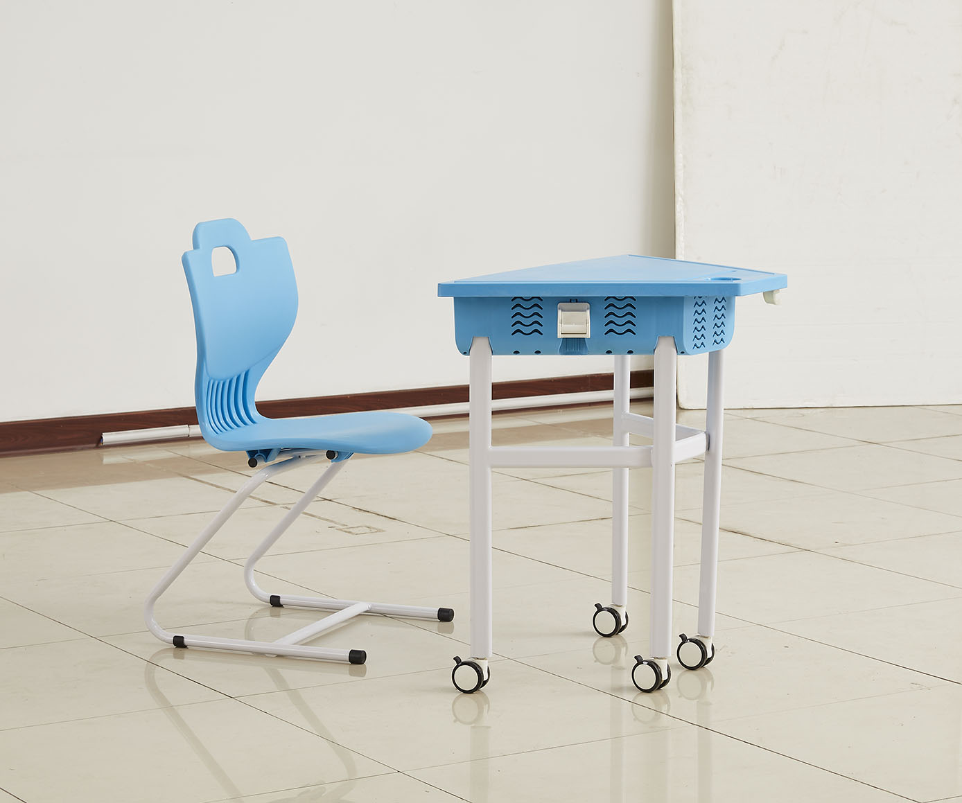 High End Stackable Classroom Desk For University