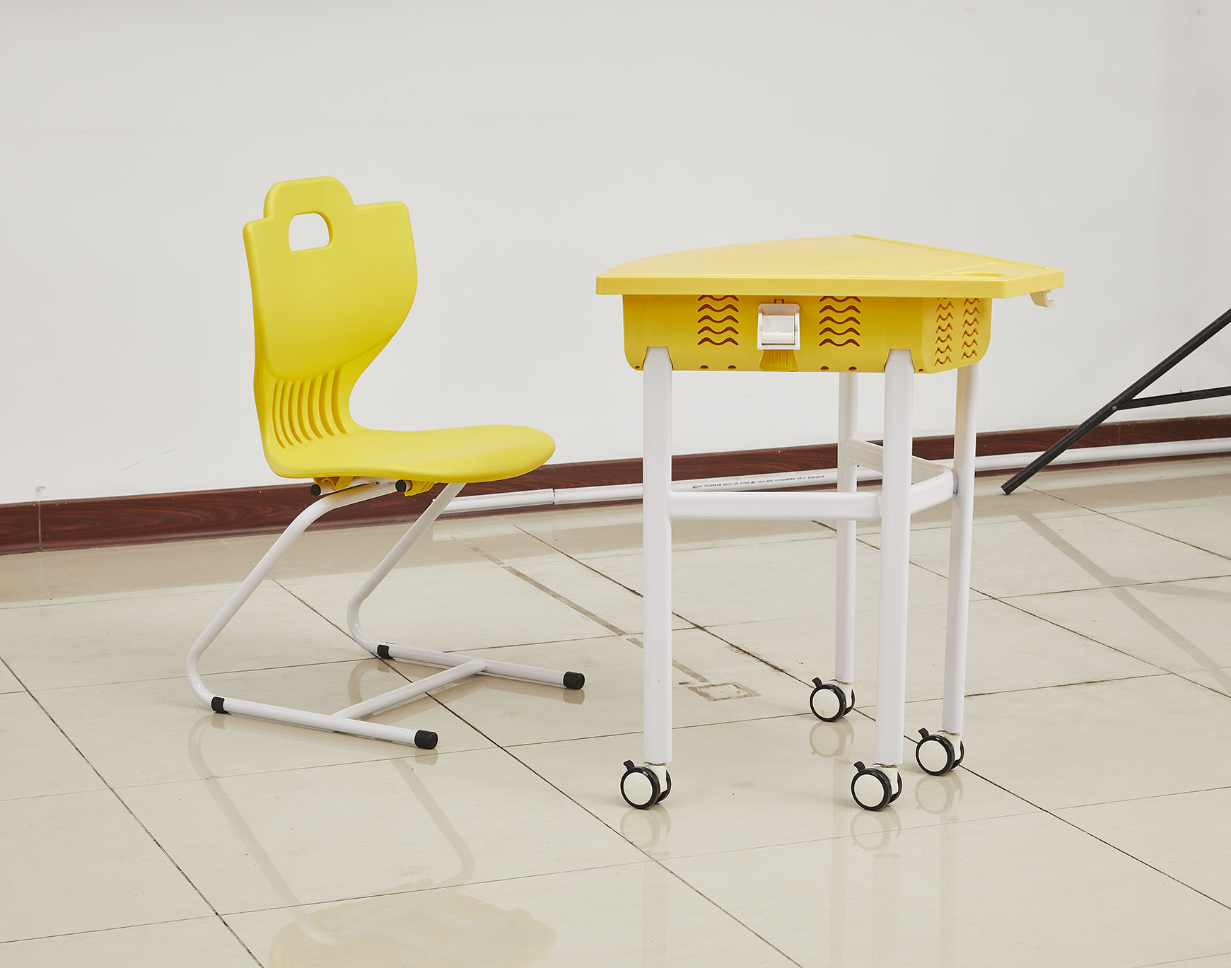Individual Portable Elementary Desk For Classroom