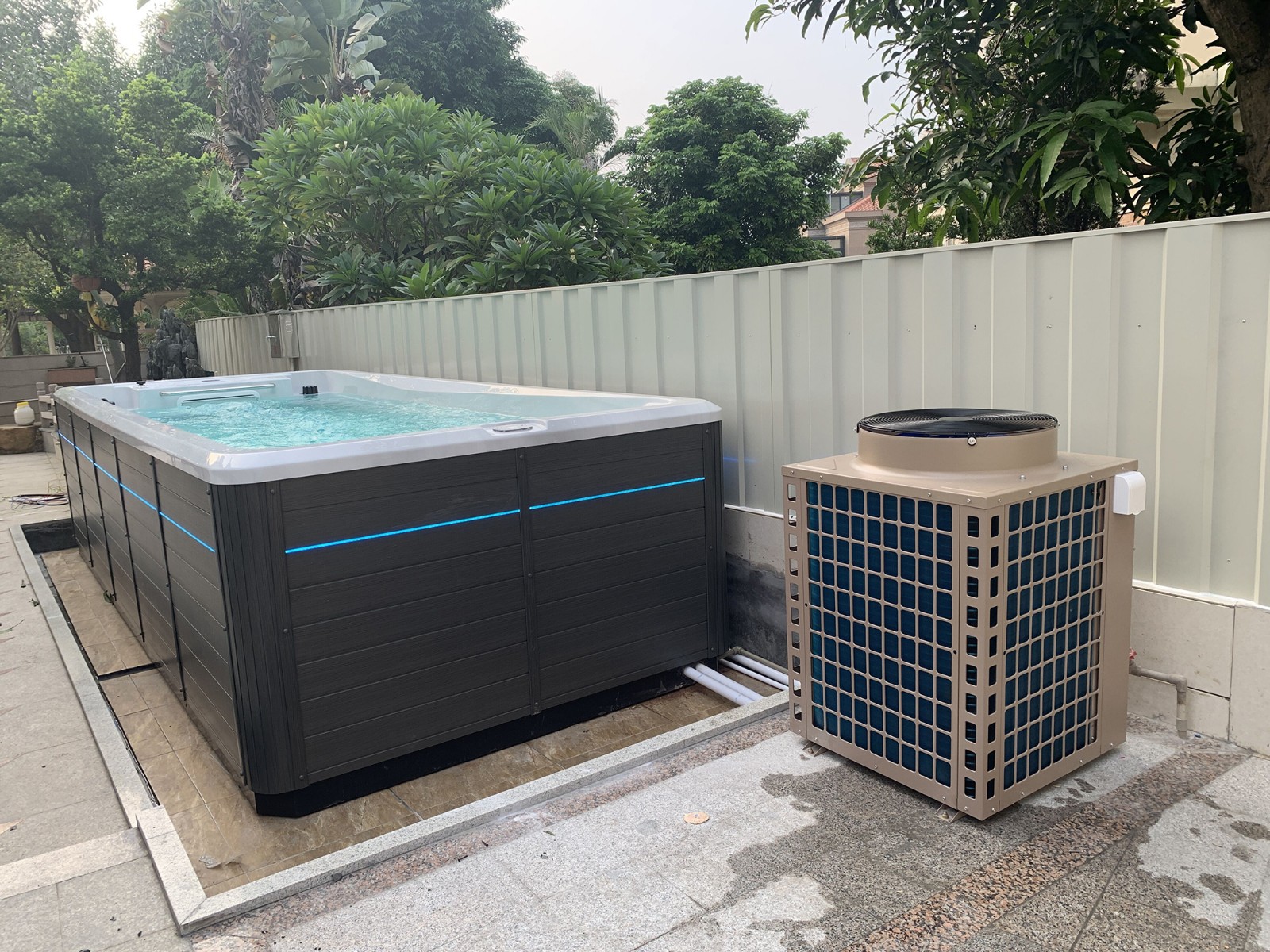 Garden swimming spa
