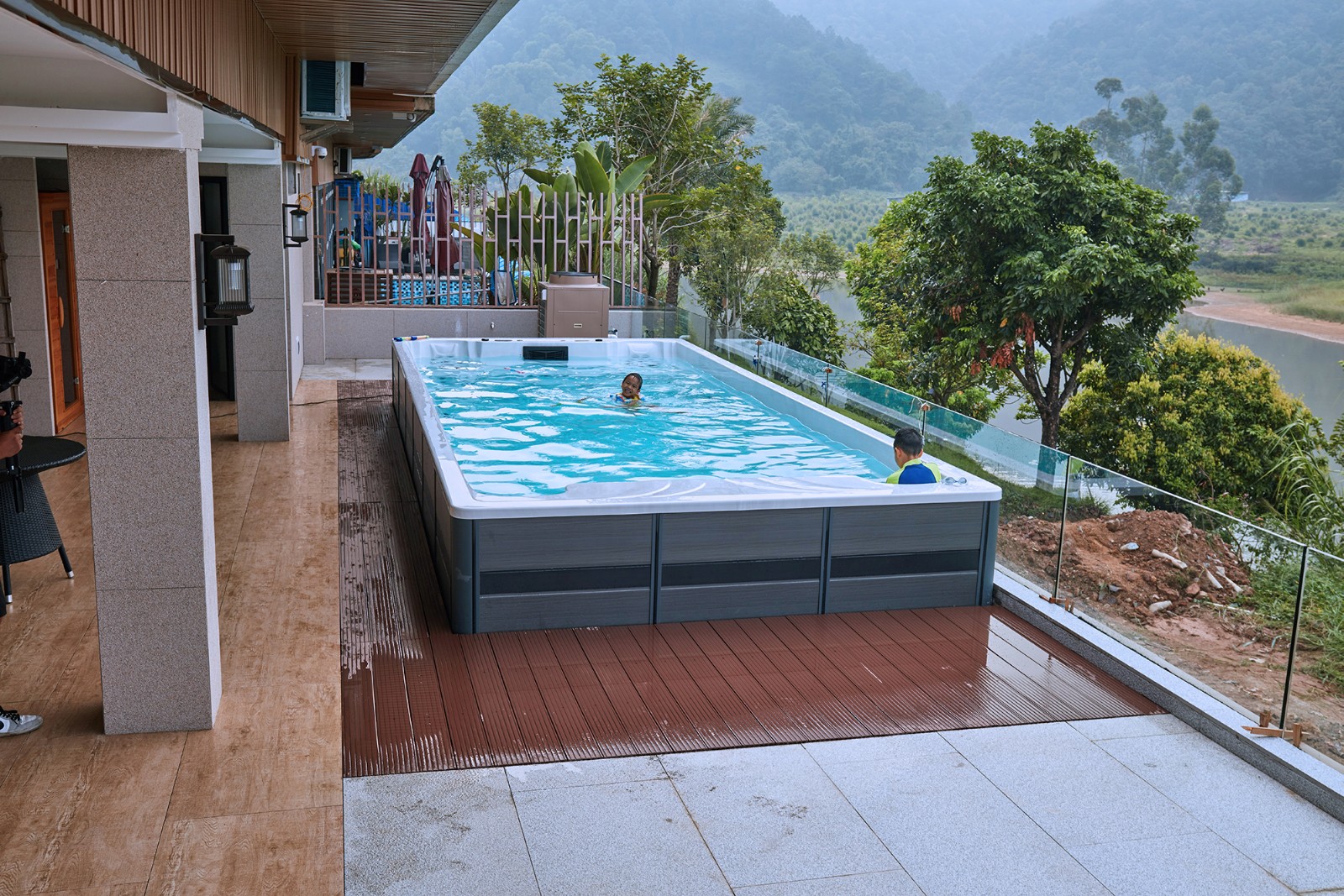 Garden swimming spa