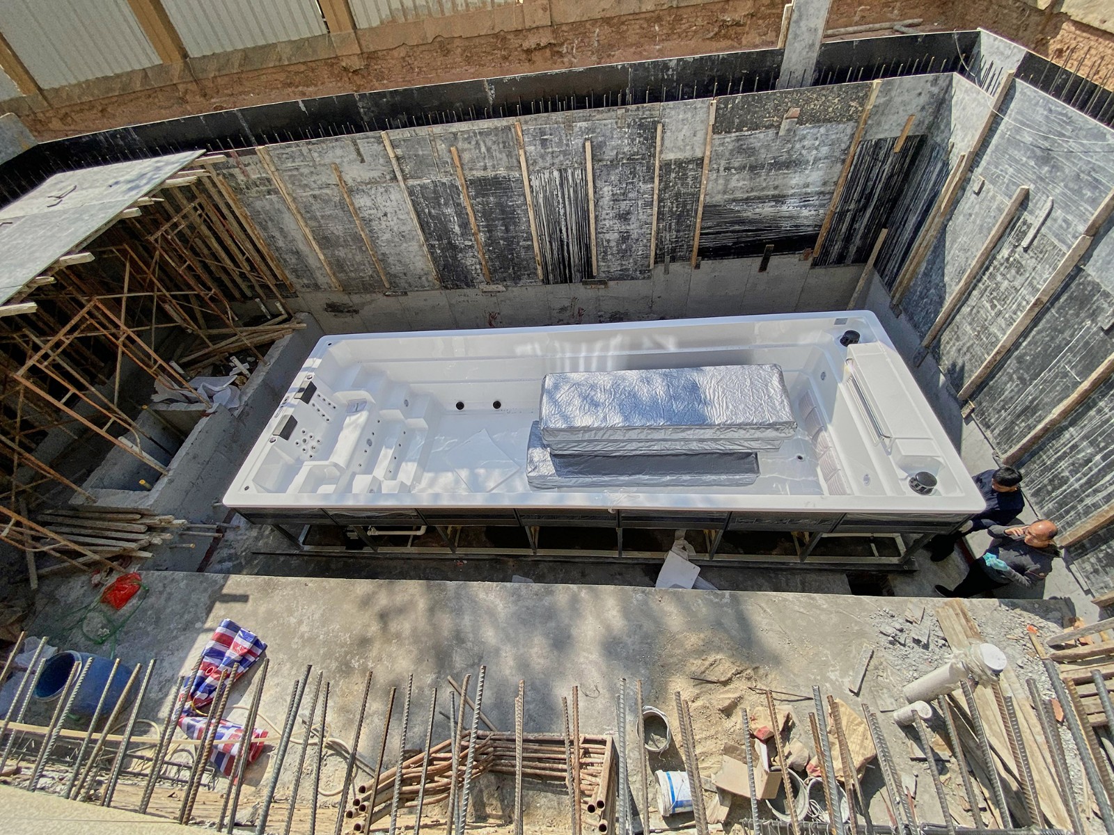 swim spa tub