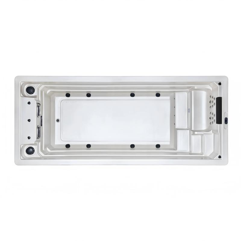 Is the water temperature in a swim spa tub as hot as a hot tub?