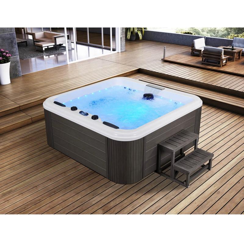 What's the difference between a spa jacuzzi tub and a SPA?