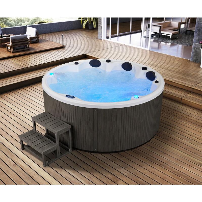 Is It Safe to Soak in a Cloudy Outdoor Spa Hot Tub? Is It Safe to Soak in a Cloudy Outdoor Spa Hot Tub?