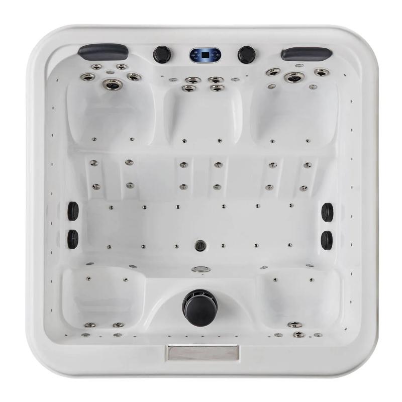 Why Does the Water in a Spa Hot Tub Become Cloudy and Foamy? Why Does the Water in a Spa Hot Tub Become Cloudy and Foamy?