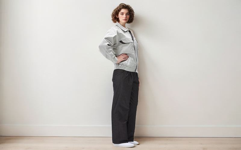 Anti-static long-sleeved suit with collar