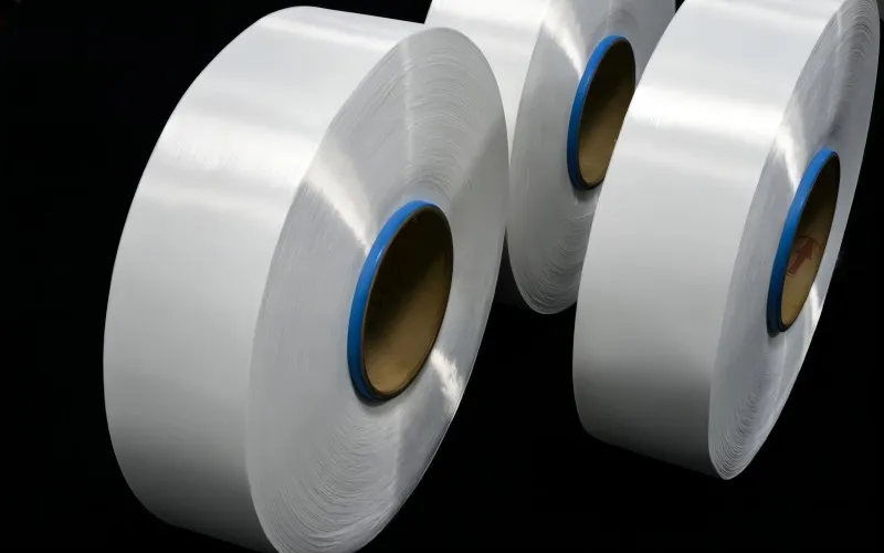 Einkomponentiges, elastisches Material ohne Elasthan