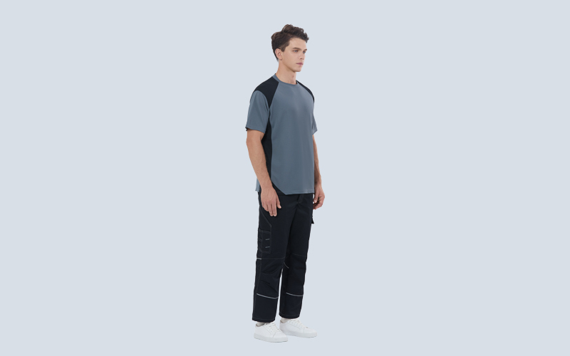 Anti-bacterial and anti-static short-sleeved T-shirt