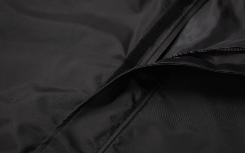 Zertifiziertes Schnittschutz-Arbeitskleidungsset mit kurzen Ärmeln