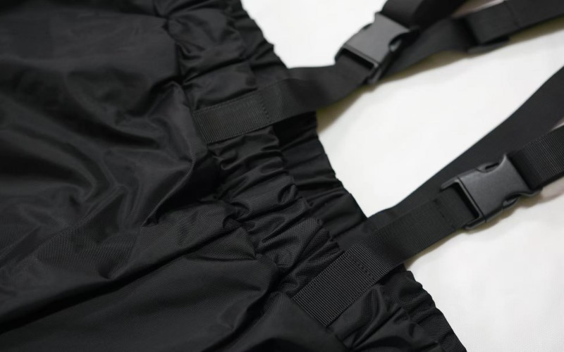 Zertifiziertes Schnittschutz-Arbeitskleidungsset mit kurzen Ärmeln