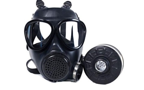 Masque à gaz militaire