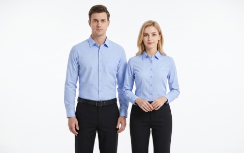 Camicie da lavoro personalizzate in 100% cotone, antipiega e traspiranti.