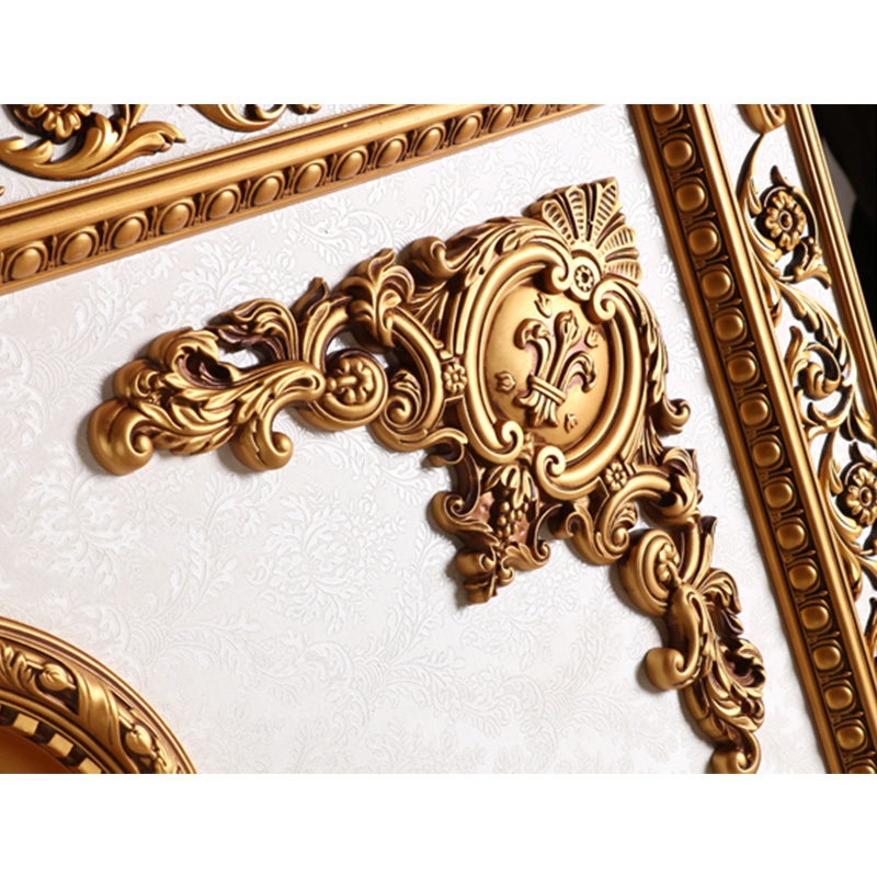 ميدالية السقف الفني روعة الباروك ملاحظة