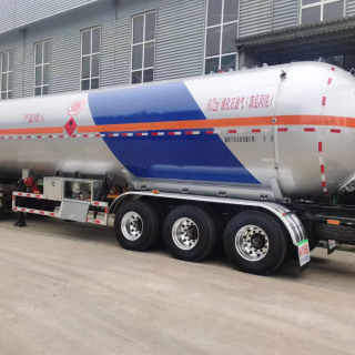 LPG Tankı Teslimat Kamyonu