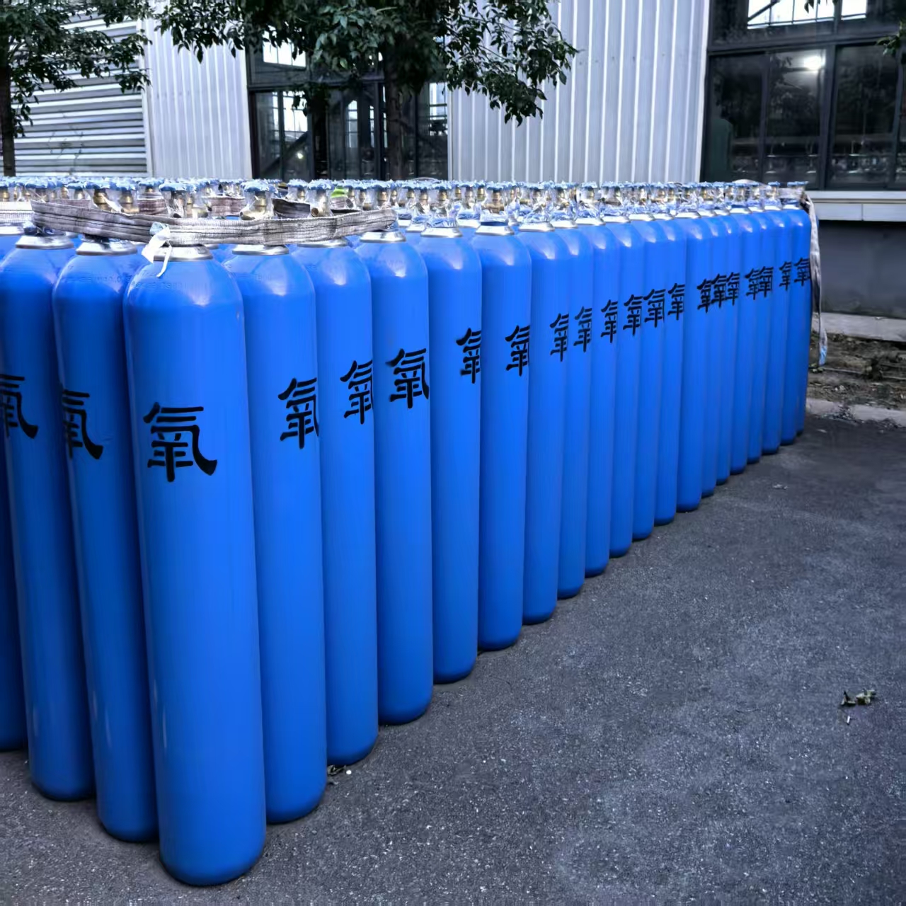 Oxygen Cylinders Oxygen Cylinders