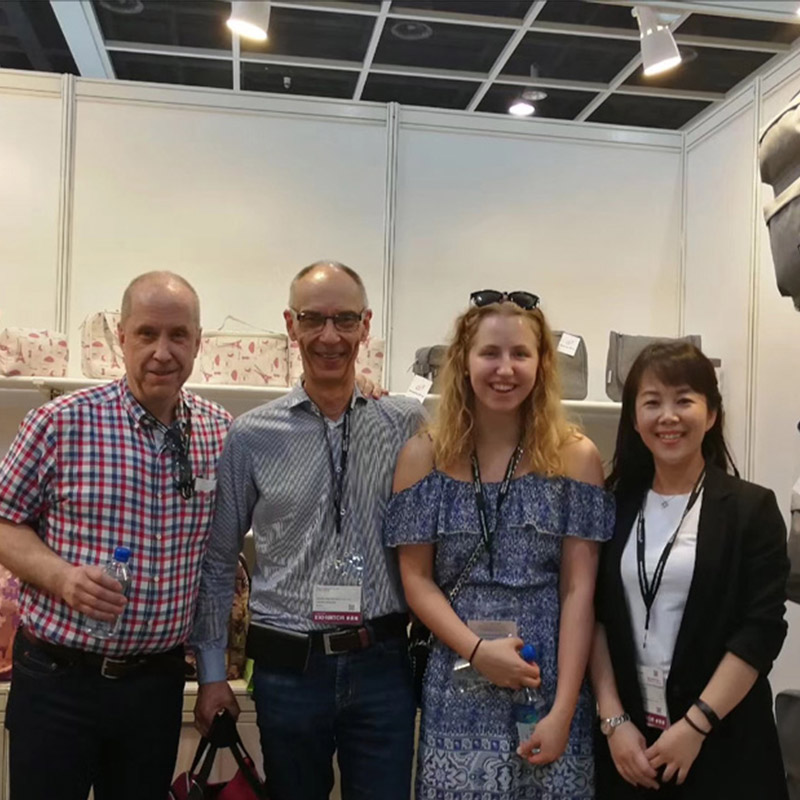 Harmonybag
 במגה שואו הונג קונג