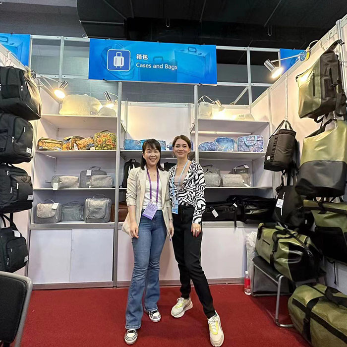 Primo giorno della fiera di Canton-Harmonybag