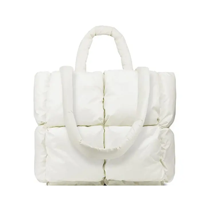 Quali sono le caratteristiche delle borse casual