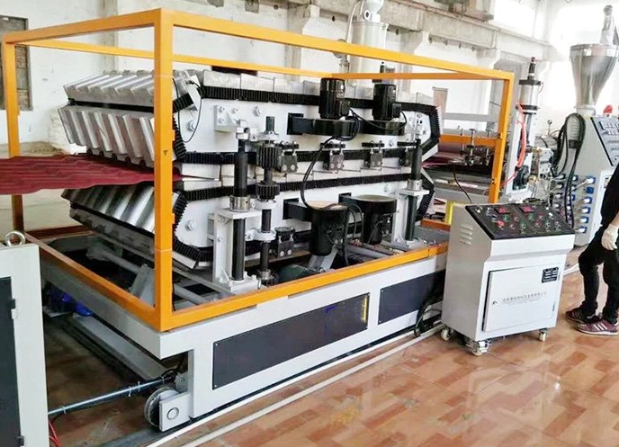 PVC glazed /spanish corrugated roof sheet extrusion line: