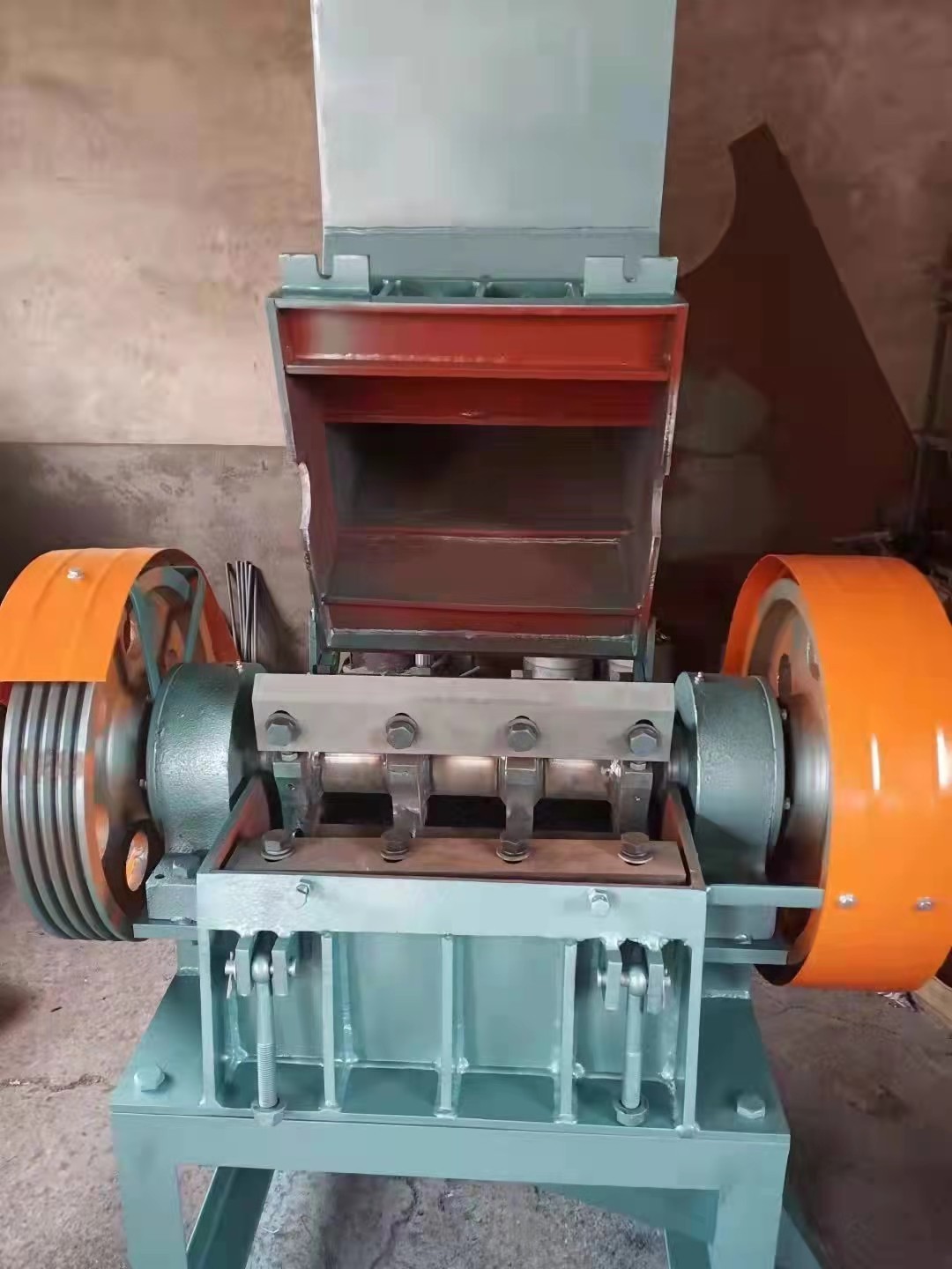 plastic crusher