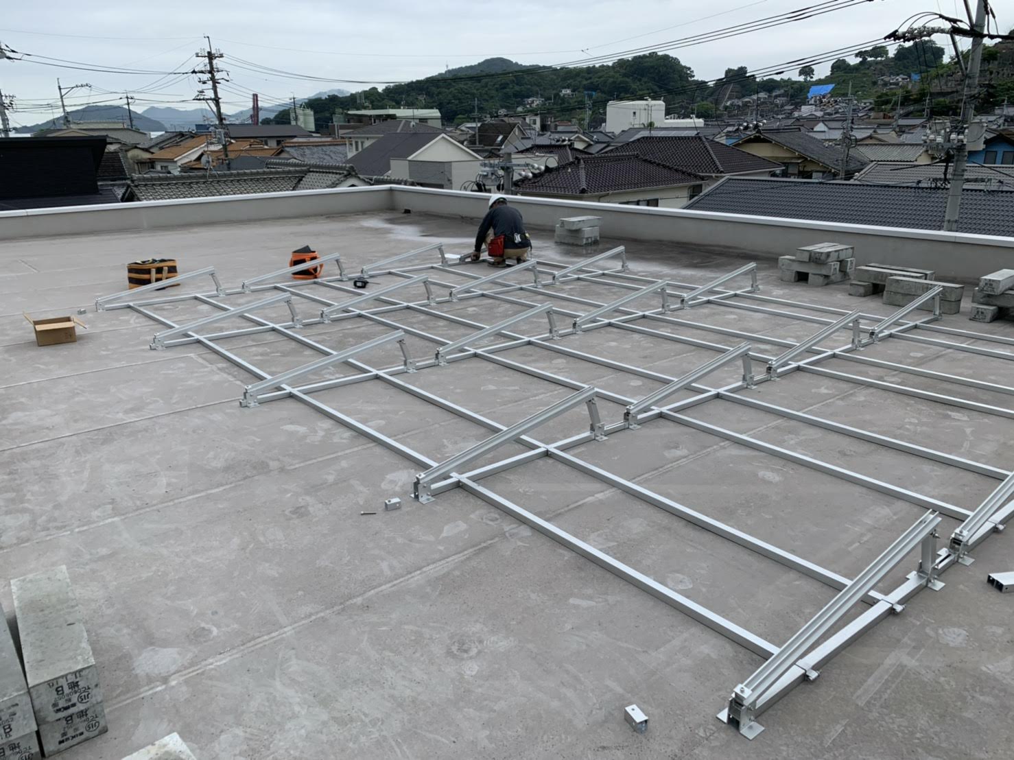 flat-roof-mounting-system case