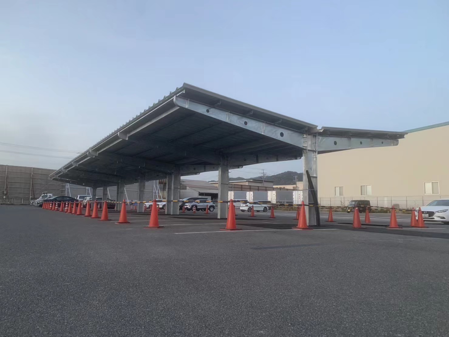 Solar carport mounting system