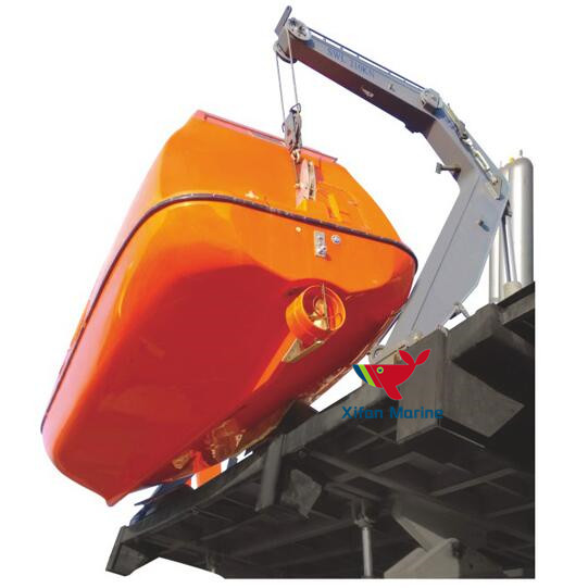 Gravity Luffing Arm Type Davit For Totally Enclosed Lifeboat