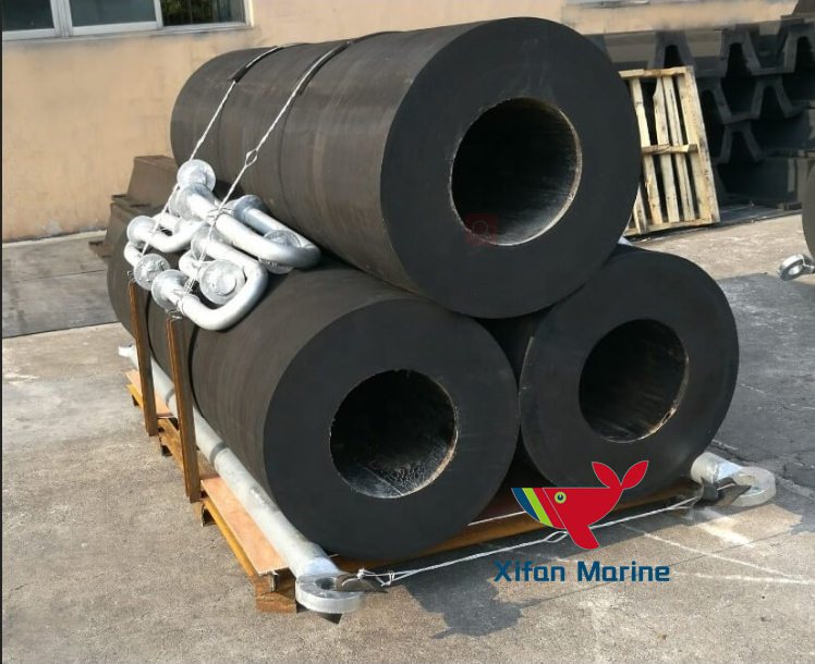 hollow rubber fender