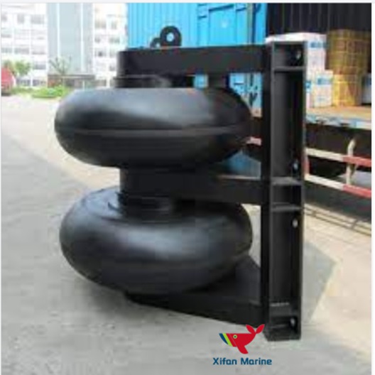 Turn Cell Rubber Fender with Rollers For Wharf Corner