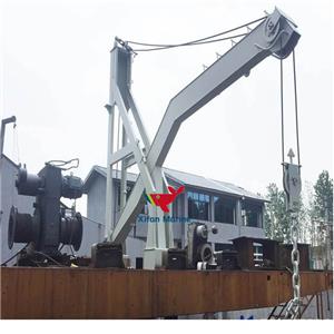 Gravity Davit untuk Sekoci Tertutup