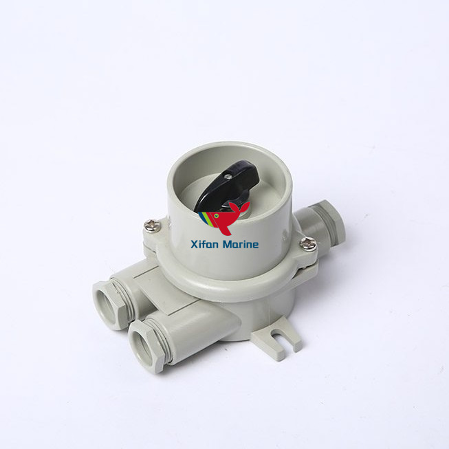 10A Marine Nylon Socket Plug with good quality