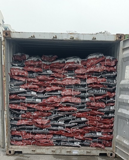 Proporcionar arena para gatos a los clientes de Brunei con los que hemos cooperado durante más de 4 años.