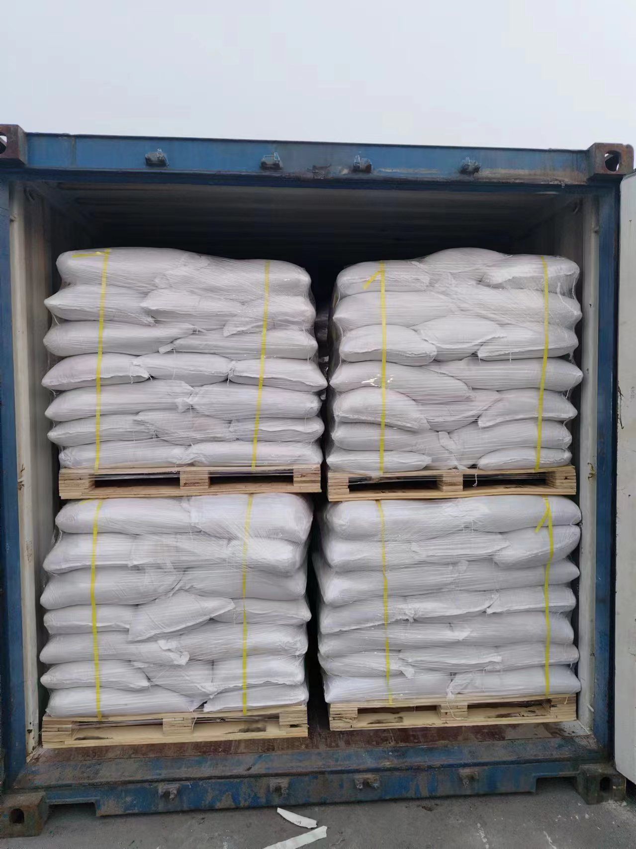 Un nuevo cliente en Corea pide arena para gatos de bentonita