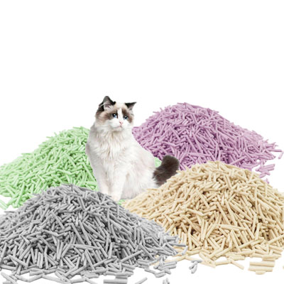 Arena para gatos de tofu con tecnología desodorizante negra, que evita que los olores se escondan.