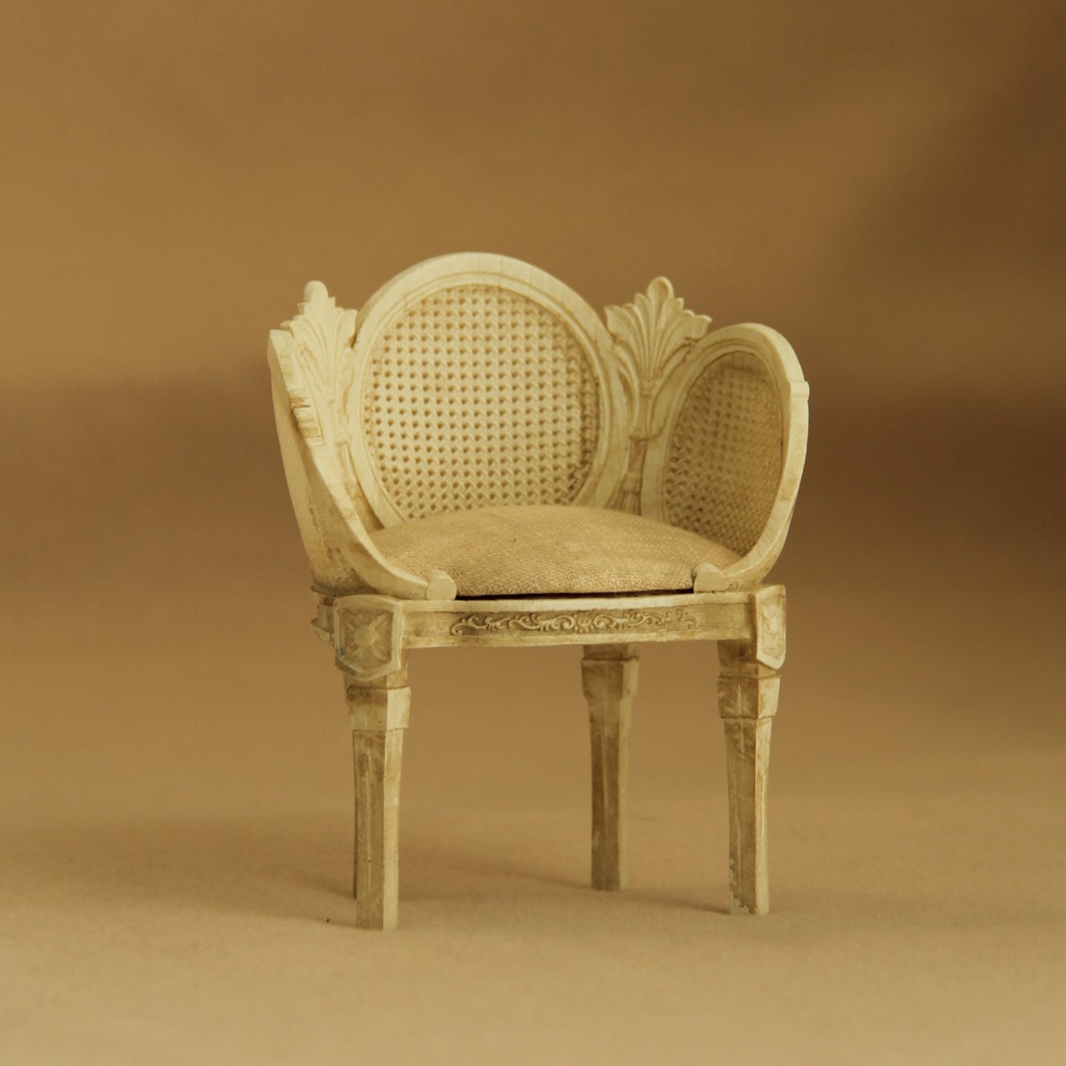dollhouse miniatures
