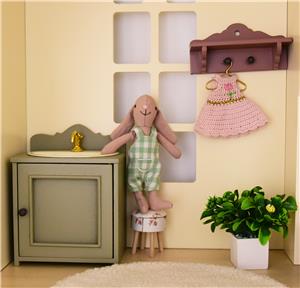 dollhouse miniature shelves dollhouse miniature shelves