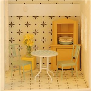 mini table and chairs mini table and chairs