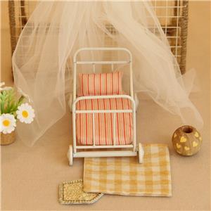 small crib small crib