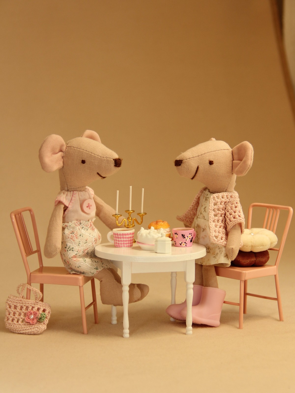 mini table and chair