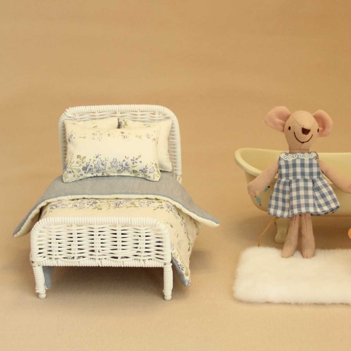 miniature bed
