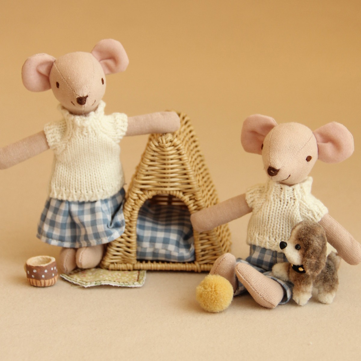 dolls house accessories dolls house accessories