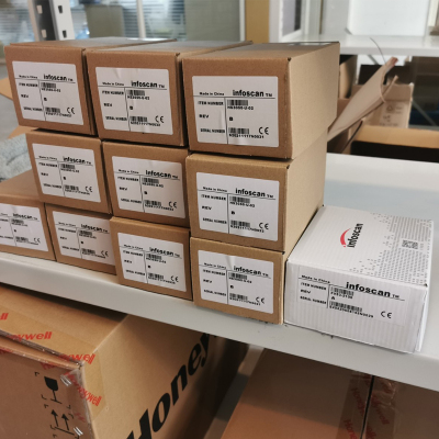 製品の梱包工程