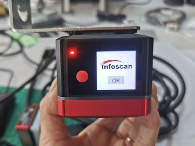 Estreia do leitor de código de barras inteligente de alto desempenho da série infoscan FV2X0