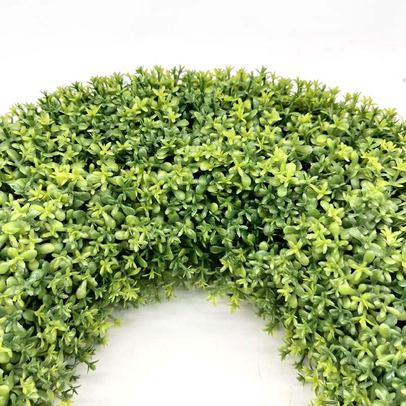 Everyday Home Decor Green Wreath