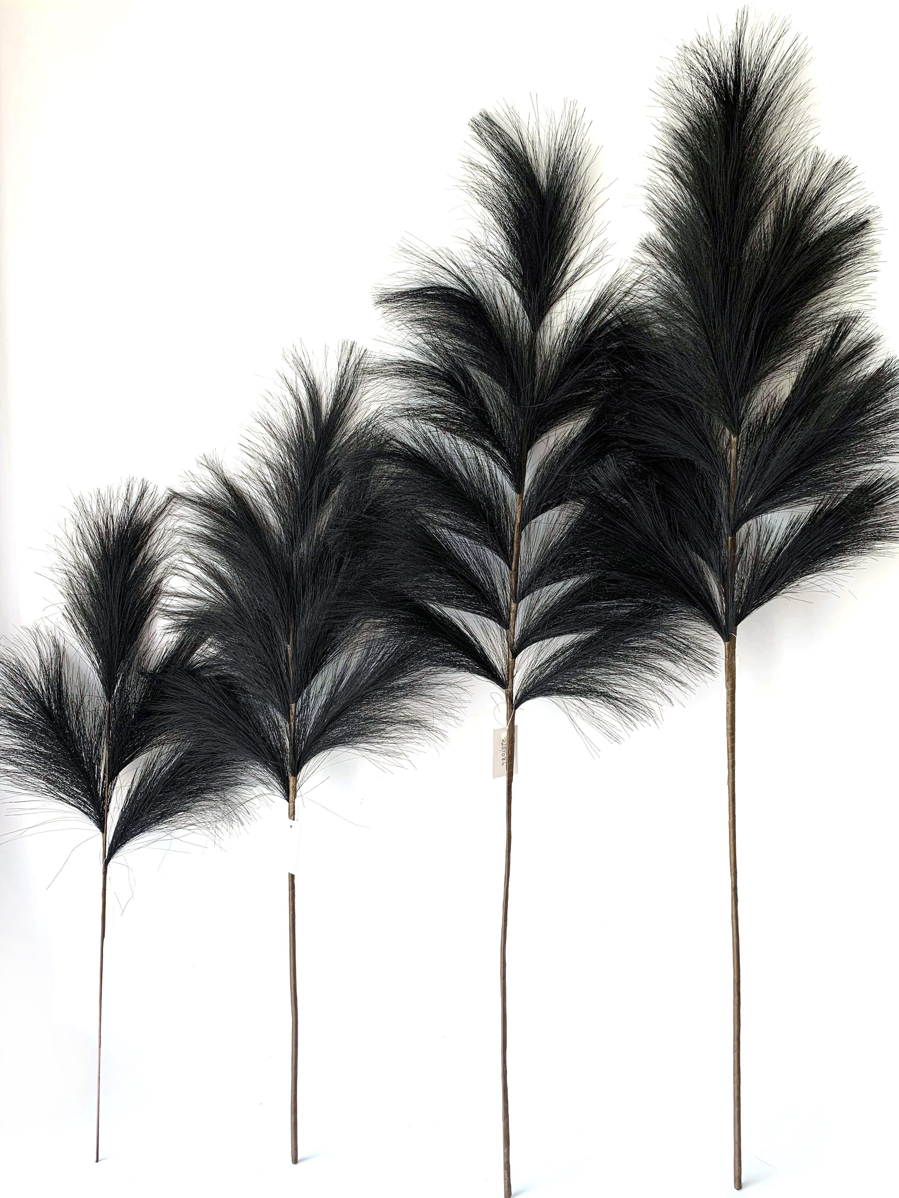 Black Color Artificial Pampas Dried Grass Decor