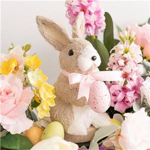 Ornement de lapin de Pâques avec œuf rose adorable