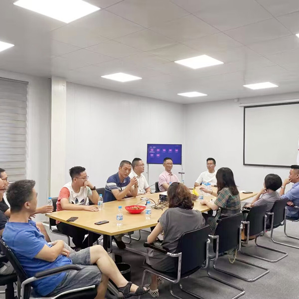 Họp Về Thiếu Điện