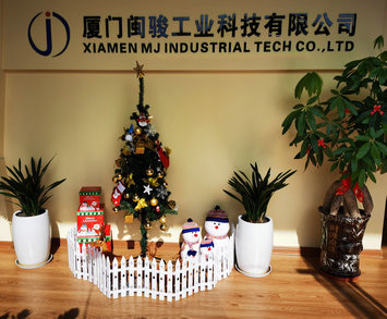 Thông điệp về sự ấm áp và lòng tốt: Lời chúc Giáng sinh của Mj Industrial Tech