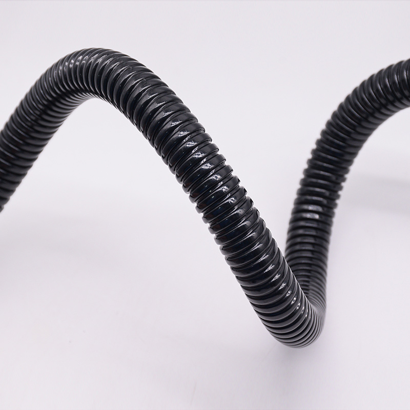 PVC mit flexiblem Wellrohr aus Metall
